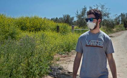 Un estudio apunta a que el asma se puede prevenir con una exposición a ciertos microbios