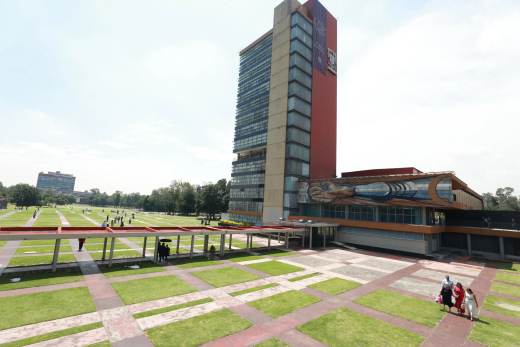 UNAM mantendrá examen presencial de ingreso tras prueba en línea afectada por el uso de IA