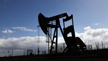 El brent baja un 0,37% (93,94 dólares el barril) ante un posible preacuerdo en Irán