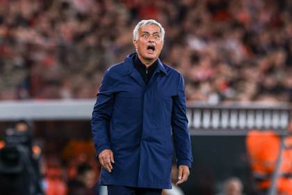 Mourinho: "Con el Real Madrid no he tenido ningún contacto"