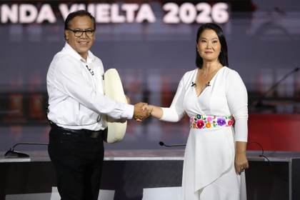 Fujimori y Sánchez cierran en Lima sus campañas hacia la Presidencia de Perú