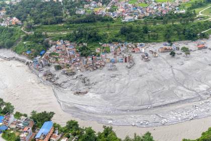 Nepal eleva a 1.344 los muertos mientras continúan las operaciones de rescate y búsqueda