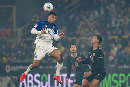 3-2. Insistencia y remontada del Dortmund