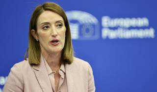 La Eurocámara urge a tipificar la violación con base al consentimiento en toda la UE