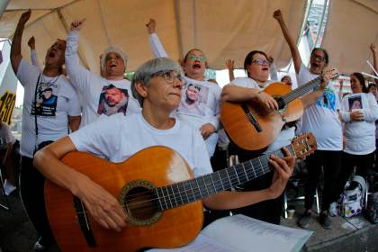 Mujeres buscadoras en México crean coro para 'cantar’ el dolor de la desaparición forzada