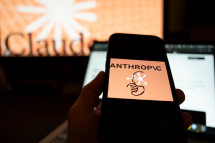 Japón pondrá en marcha un grupo de trabajo contra la amenaza de modelos de IA como Mythos