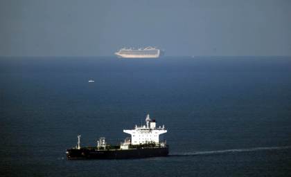 EEUU propone imponer tasas a buques españoles y restringir ciertas importaciones de España