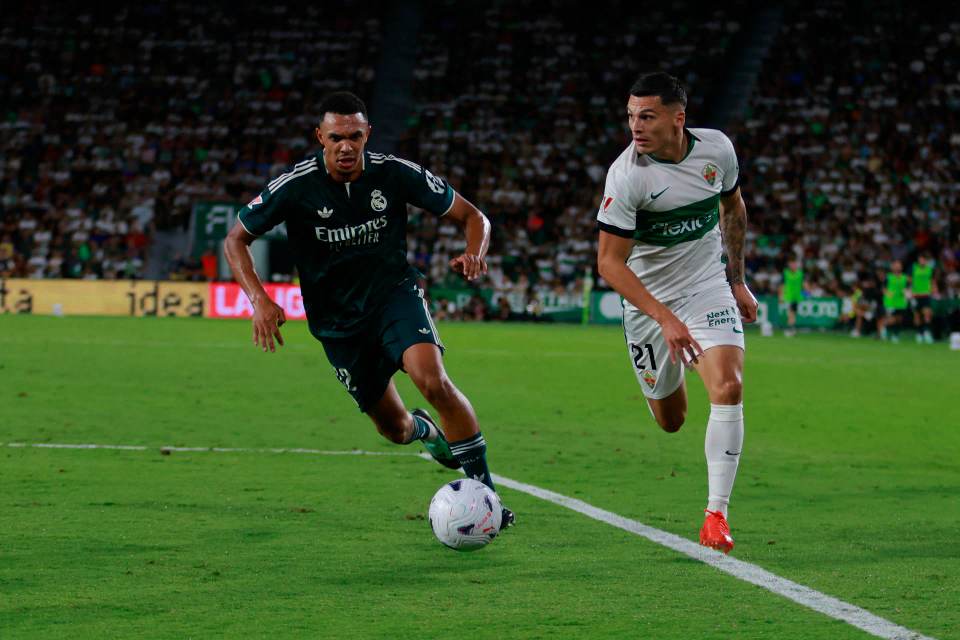 Vuelve Alexander-Arnold a la lista de Inglaterra con Bellingham y Gordon