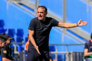 'Primer día en la oficina' para García Plaza, el sustituto de Almeyda en el Sevilla