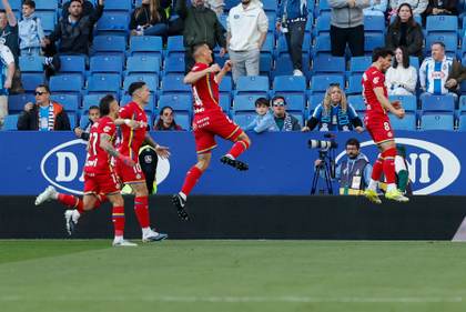 1-2. El Getafe deja sin oxígeno al Espanyol