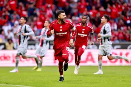 El líder Toluca busca mantener su jerarquía ante el campeón Cruz Azul