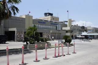 República Dominicana y Haití reanudan transporte aéreo sin vuelos confirmados