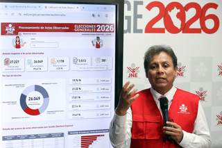 Perú deberá afrontar una larga espera para conocer al rival de Fujimori en segunda vuelta