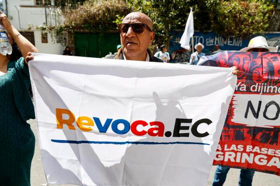 Impulsores de la revocatoria de Noboa piden a la Corte Constitucional activar el proceso