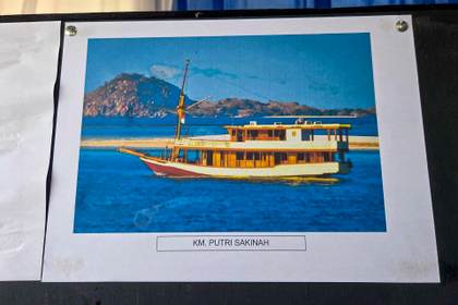 La Policía indonesia detiene al capitán del barco que naufragó con una familia española