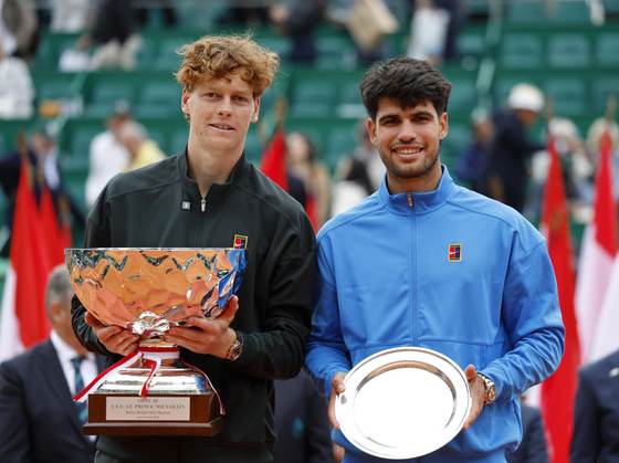 La rivalidad Alcaraz-Sinner se acerca a la del Big Trhee con ventaja para el español