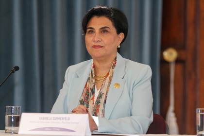 La canciller de Ecuador se reunirá el lunes con su homólogo de la República Dominicana
