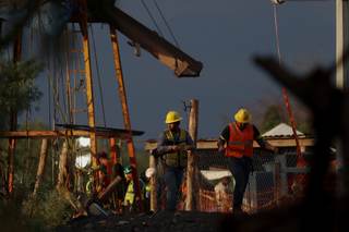Autoridades mexicanas rescatan sin vida a cuarto minero atrapado en una mina en Sinaloa