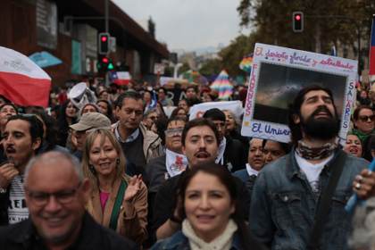 Ambientalistas protestan en Chile por freno a más de 40 decretos ambientales de Kast