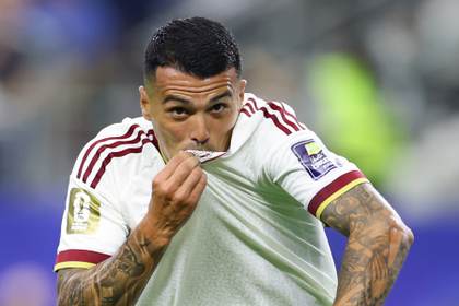 Europa se rinde ante la "clase magistral" de España a Francia en la semifinal mundialista