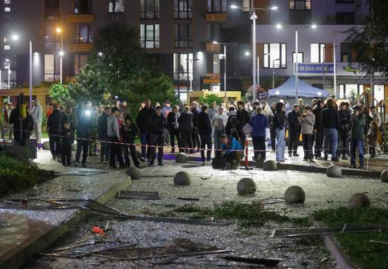 Al menos una persona muerta deja un ataque ruso contra infraestructura energética de Kiev
