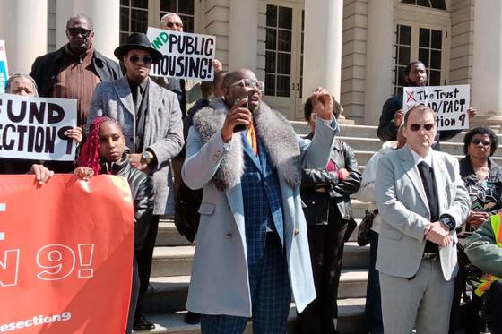 Protesta en Nueva York contra el alcalde Mamdani por incumplir promesas de asequibilidad