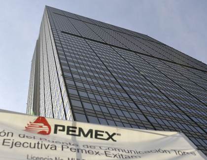 Petróleos Mexicanos confirma un nuevo incendio en la Refinería Olmeca, en el sur del país