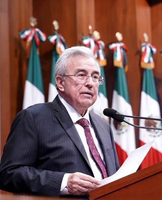 Fiscalía de México pedirá información a EEUU por falta de pruebas en caso gobernador Rocha