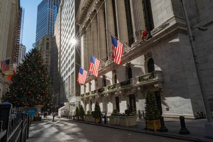 Wall Street cierra mixto, entre rotación de carteras y nuevas dudas sobre la IA