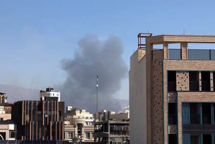 Irán niega disparar misil a Turquía, Sri Lanka recupera 84 cadáveres: sexto día de guerra