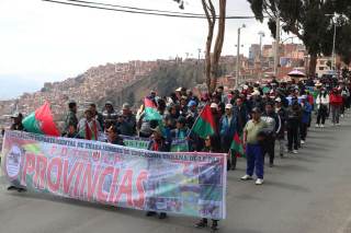 Maestros de Bolivia amenazan con una huelga indefinida contra las políticas del Gobierno