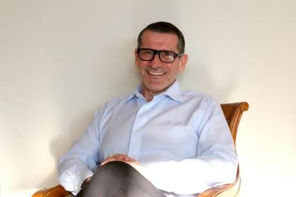 Científico paraguayo investiga el tejido nervioso para evitar la metástasis del cáncer