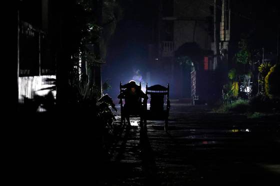 Cuba conecta todas las provincias a la red eléctrica tras el octavo apagón general del año