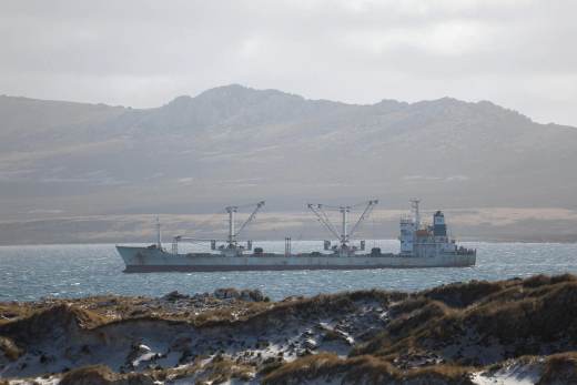 Malvinas, más preocupada por el impacto del petróleo que por intento argentino de frenarlo