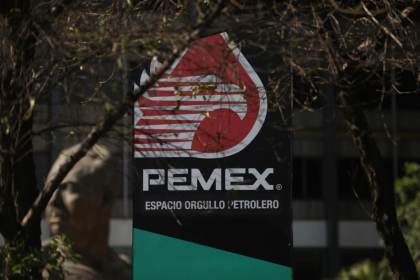 Pemex y UIF de México firman acuerdo para combatir el robo de hidrocarburos