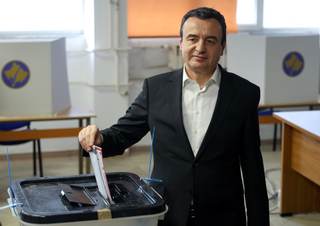 Kosovo convocará sus terceras elecciones desde 2025 si no elige presidente este martes