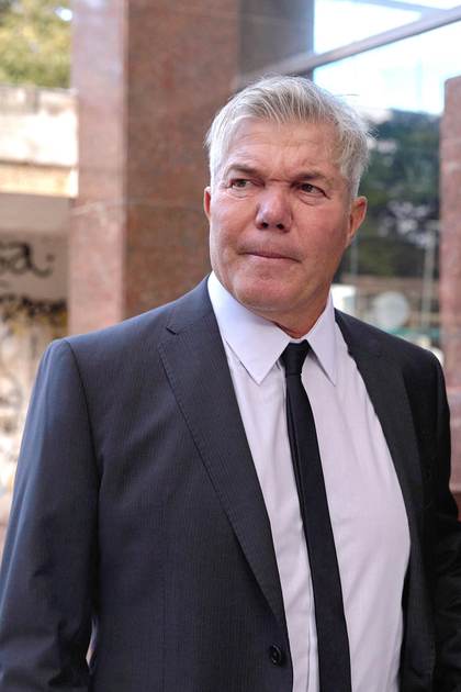 Abogado de Giannina Maradona reconoce a su llegada al tribunal que es "un día complicado"