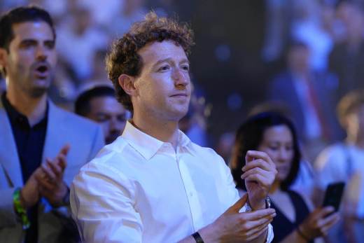 Mark Zuckerberg apuesta por evaluadores independientes para analizar las IA, no por frenar