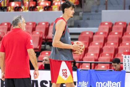 Aday Mara firma un doble doble en la derrota de los Thunder en Atlanta