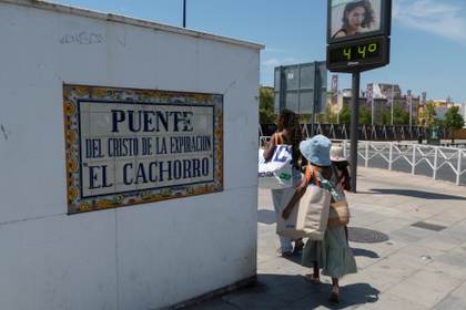 La segunda ola de calor golpea a España y se recrudecerá este lunes con registros extremos