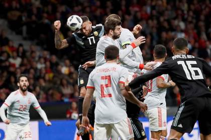 La igualdad marca los duelos España-Argentina, pero en Inglaterra 1966 ganó la Albiceleste