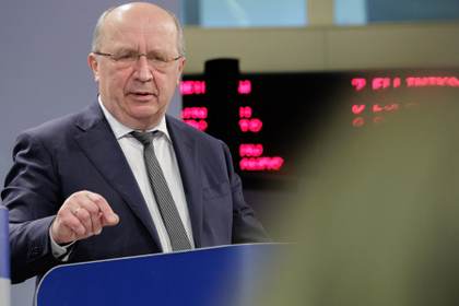 Europa deberá asumir en Ucrania el desgaste militar de EE.UU. en Irán, dice comisario de la UE