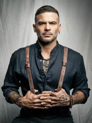 Pedro Capó celebra sus raíces con una oda a Puerto Rico en su nuevo álbum 'Fulanito'