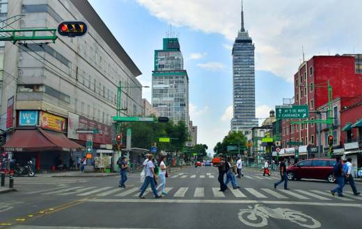 Analistas privados aumentan al 1,25 % la previsión de crecimiento de México para 2026