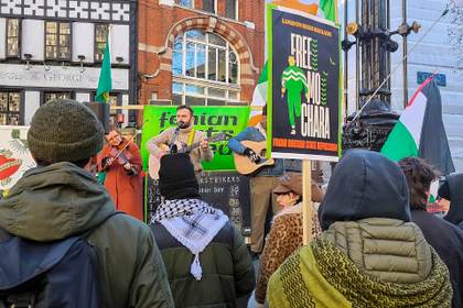 Rapero de Kneecap no será juzgado por terrorismo tras perder recurso la Fiscalía británica