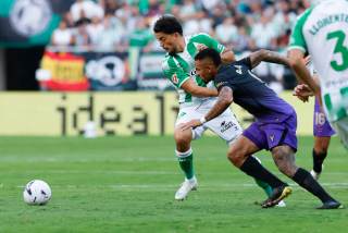 Los defensas Eric Garcia y Jules Kounde, bajas ante el PSG