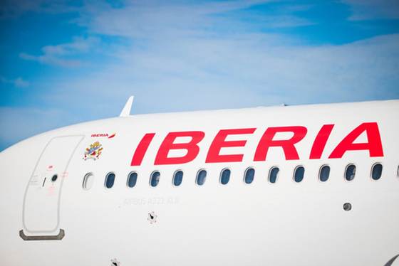 La aerolínea Iberia presenta su nuevo vuelo Monterrey-Madrid
