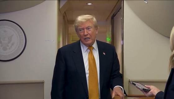Trump dice que España "se redimió" al acceder a una solicitud de pago a la OTAN