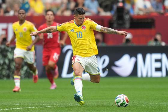James Rodríguez iguala a Ospina como el jugador con más partidos en la selección Colombia