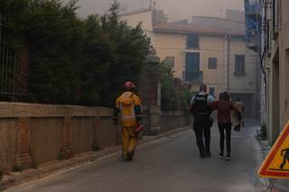 Las altas temperaturas alimentan las llamas de los incendios que queman el sur de Europa
